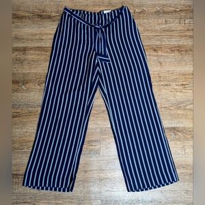 NWT Reitmans| Blue and White Striped Wide Leg Pants
